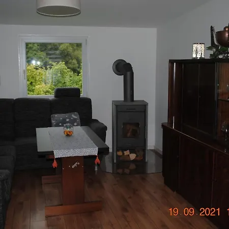 An Der Klosterruine Mit Kostenfreien Parkplatz Und Wlan 公寓 Paulinzella