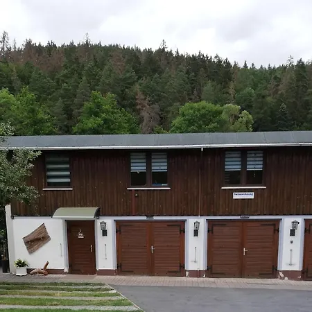 An Der Klosterruine Mit Kostenfreien Parkplatz Und Wlan Apartment Paulinzella