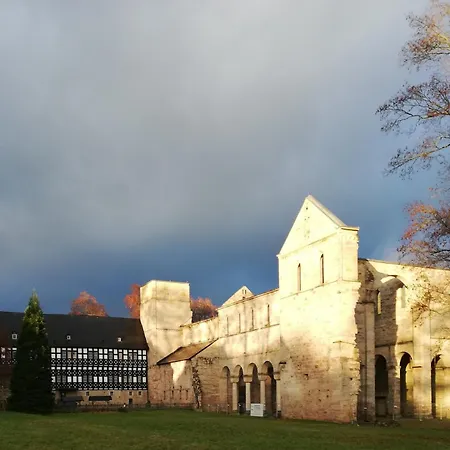 An Der Klosterruine Mit Kostenfreien Parkplatz Und Wlan *