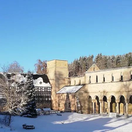 An Der Klosterruine Mit Kostenfreien Parkplatz Und Wlan *