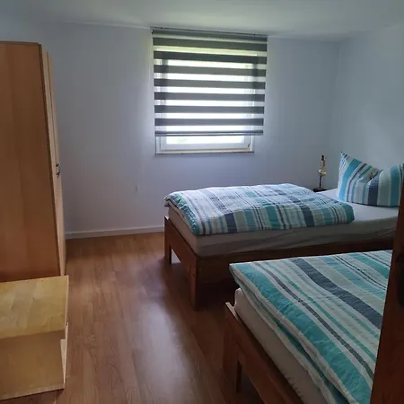 An Der Klosterruine Mit Kostenfreien Parkplatz Und Wlan *