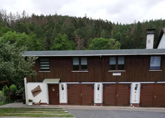 An Der Klosterruine Mit Kostenfreien Parkplatz Und Wlan Apartamento Paulinzella