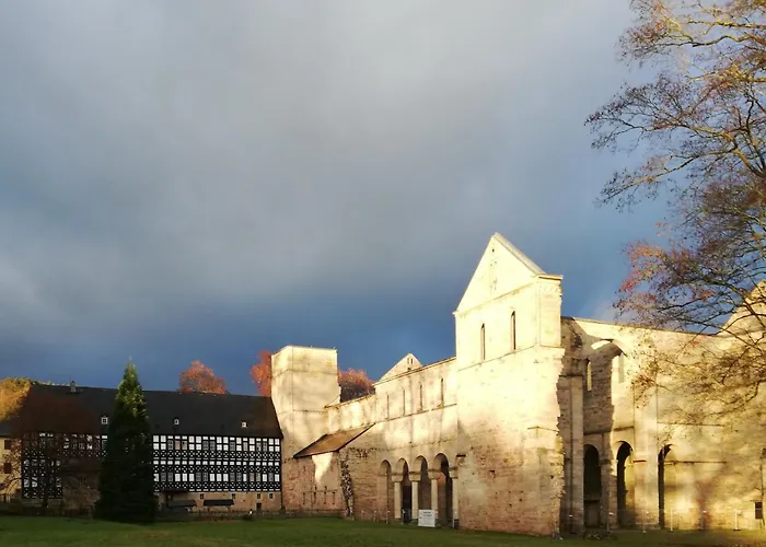 An Der Klosterruine Mit Kostenfreien Parkplatz Und Wlan *
